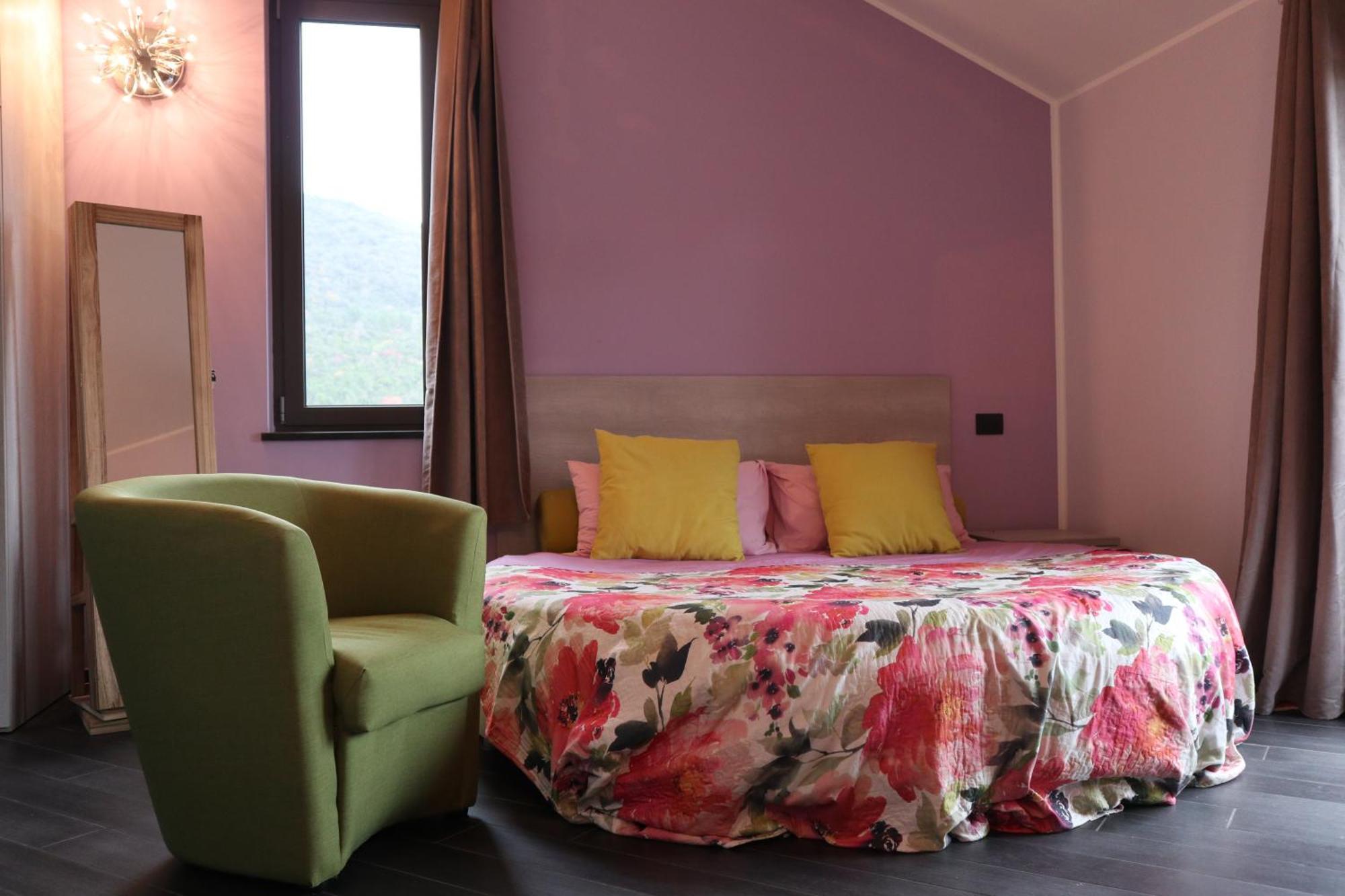 Suite Con Vista Vezzi Portio Экстерьер фото
